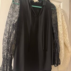 Elegant Black Lace Sleeve Women's Top